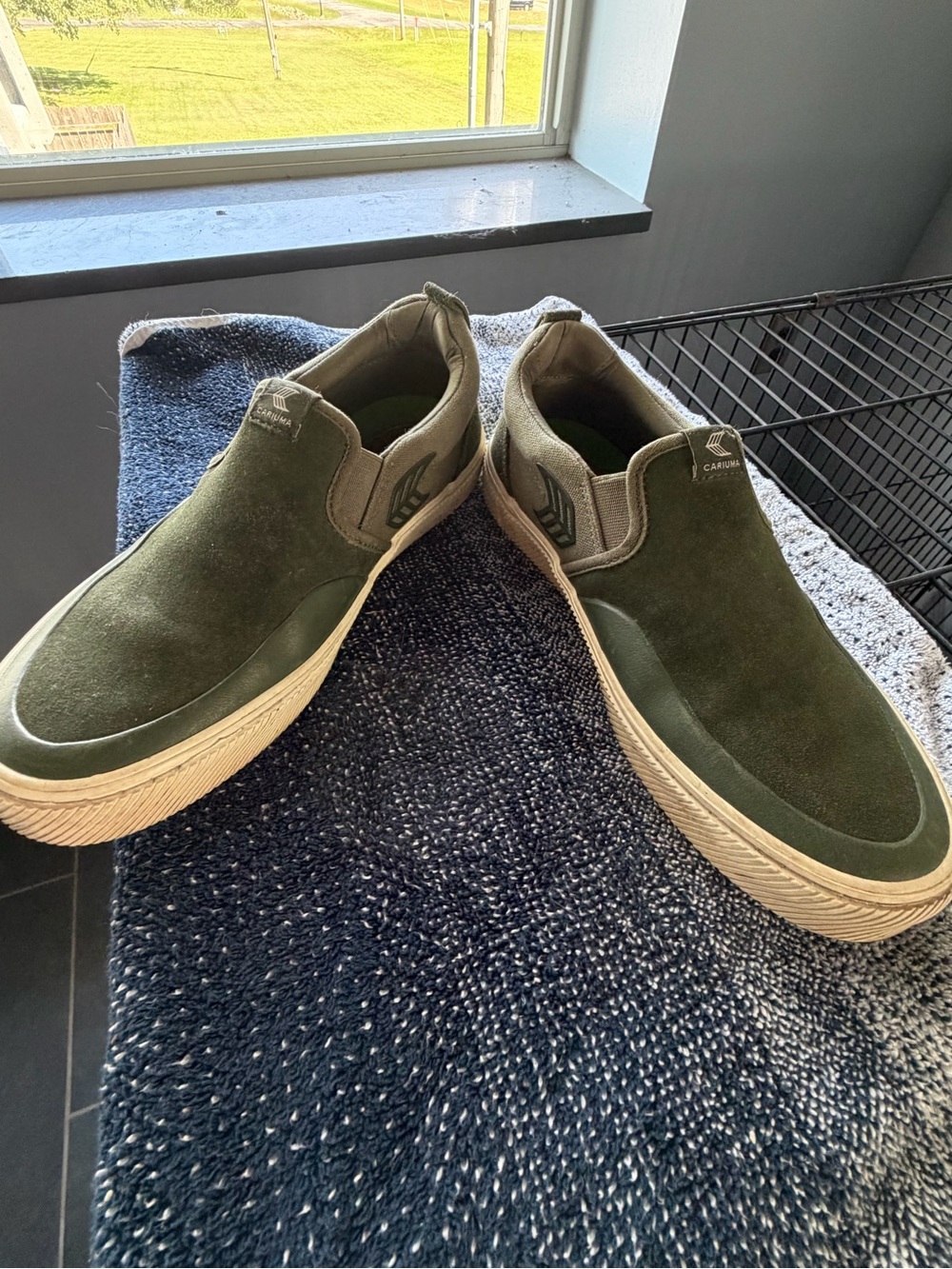 Cariuma Women's Slip-On Loafers in Olive Green Suede